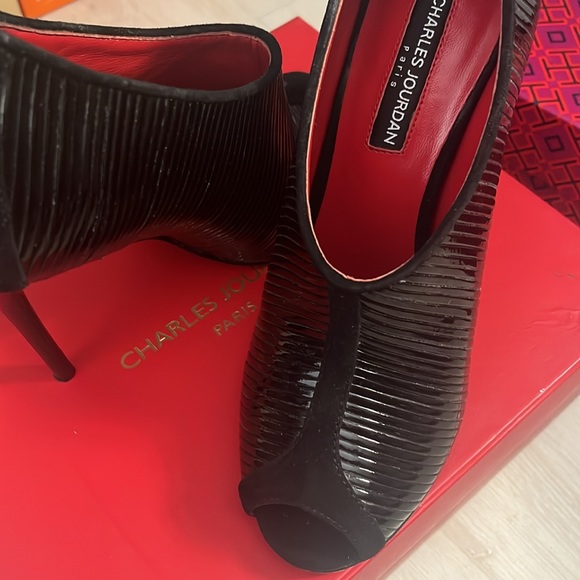 Charles Jourdan heels/bootie black 7.5 - Picture 7 of 12